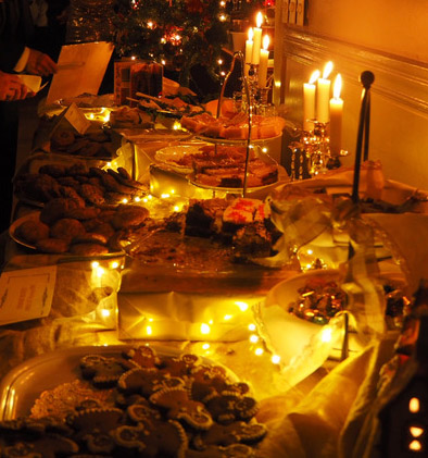 Delicious and elegant dessert buffet.